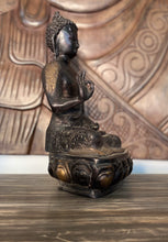 Charger l'image dans la galerie, Vintage Bronze Buddha Statue