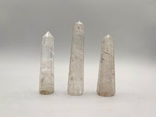 Load image into Gallery viewer, Clear Quartz Healing Crystals