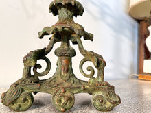 Charger l'image dans la galerie, French Bronze Four-Branch Flower Candle Holder Set – 2 Pieces