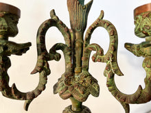 Charger l'image dans la galerie, French Bronze Four-Branch Flower Candle Holder Set – 2 Pieces