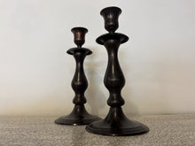 Charger l'image dans la galerie, Antique Bronze Single-Branch Candle Holders-Curved (Dark)