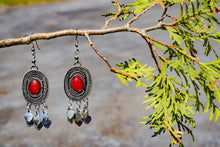 Charger l'image dans la galerie, Silver-Finished Brass Necklace with Murano Glass Accents-Red