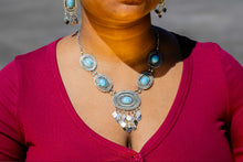 Charger l'image dans la galerie, Silver-Finished Brass Necklace with Murano Glass Accents-Blue