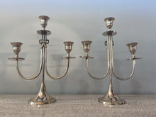 Charger l'image dans la galerie, Victorian Bronze Three-Branch Candle Holders-Bow
