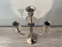 Charger l'image dans la galerie, Victorian Bronze Three-Branch Candle Holders-Bow