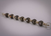 Charger l'image dans la galerie, Labradorite Crystal Wand with 7 Chakra Stones & Clear Quartz