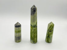 Load image into Gallery viewer, Serpentine Healing Crystals