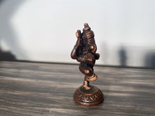 Charger l'image dans la galerie, Vintage Bronze Ganesha Statue