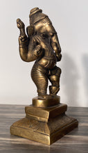 Charger l'image dans la galerie, Vintage Bronze Ganesha Statue