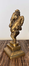 Charger l'image dans la galerie, Vintage Bronze Ganesha Statue
