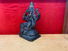 Charger l'image dans la galerie, Vintage Bronze Parvati Statue