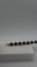 Charger et lire la vidéo dans la visionneuse de la Galerie, Labradorite Crystal Wand with 7 Chakra Stones & Clear Quartz