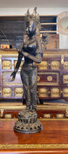 Charger l'image dans la galerie, Vintage Bronze Tara Statue