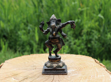 Charger l'image dans la galerie, Bronze Ganesha Statue