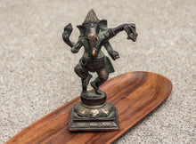 Charger l'image dans la galerie, Bronze Ganesha Statue