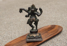 Charger l'image dans la galerie, Bronze Ganesha Statue