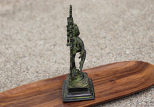 Charger l'image dans la galerie, Bronze Shiva Statue