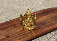 Charger l'image dans la galerie, Bronze Ganesha Statue