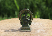 Charger l'image dans la galerie, Vintage Bronze Ganesha Statue