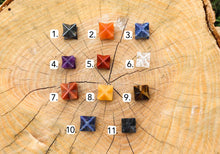 Load image into Gallery viewer, Star Shaped Crystals