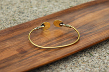 Load image into Gallery viewer, Lapis Lazuli Healing Bracelet