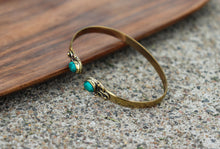 Load image into Gallery viewer, Turquoise Healing Bracelet