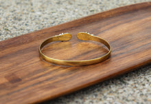 Load image into Gallery viewer, Turquoise Healing Bracelet