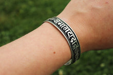 Load image into Gallery viewer, White Metal Mantra Healing Bracelet