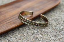 Charger l'image dans la galerie, 3 Metal Healing Bracelet
