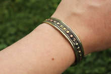 Charger l'image dans la galerie, 3 Metal Healing Bracelet