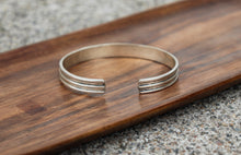 Load image into Gallery viewer, White Metal Mantra Healing Bracelet