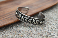 Load image into Gallery viewer, White Metal Mantra Healing Bracelet
