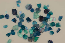 Charger l'image dans la galerie, Fluorite Tumbled Stone