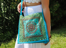 Charger l'image dans la galerie, Organic Hemp Cotton Medium Crossbody Bag-Blue Mandala