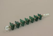 Charger l'image dans la galerie, Green Aventurine Chakras Wand