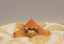 Charger l'image dans la galerie, Orange Selenite Energy Generator