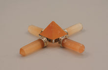 Charger l'image dans la galerie, Orange Selenite Energy Generator