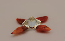 Charger l'image dans la galerie, Red Carnelian Arrow Energy Generator