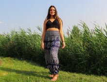 Charger l'image dans la galerie, Aladdin Pants