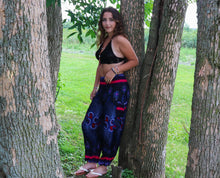 Charger l'image dans la galerie, Aladdin Pants