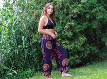 Charger l'image dans la galerie, Aladdin Pants