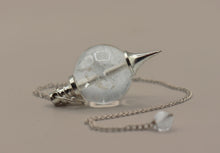 Charger l'image dans la galerie, Clear Quartz Pendulum Sphere