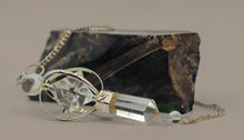 Charger l'image dans la galerie, Clear Quartz Pendulum Star