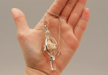 Charger l'image dans la galerie, Moonstone Pendulum Star