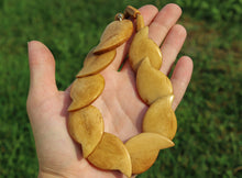 Charger l'image dans la galerie, Vintage Yak Bone (Horn) Necklace- Teardrop Beaded (Brown)