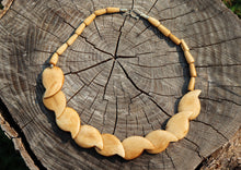 Charger l'image dans la galerie, Vintage Yak Bone (Horn) Necklace- Teardrop Beaded (Brown)