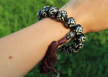 Load image into Gallery viewer, Aum Mala Bracelet – Unisex Spiritual Jewelry