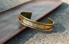 Load image into Gallery viewer, 3 Metals Mantra Healing Bracelet