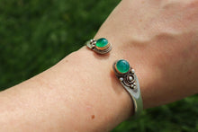 Load image into Gallery viewer, Fluorite Healing Bracelet