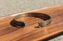 Load image into Gallery viewer, Coral Mantra Healing Bracelet